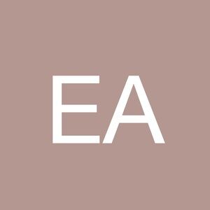 Meet your Posher, Elena